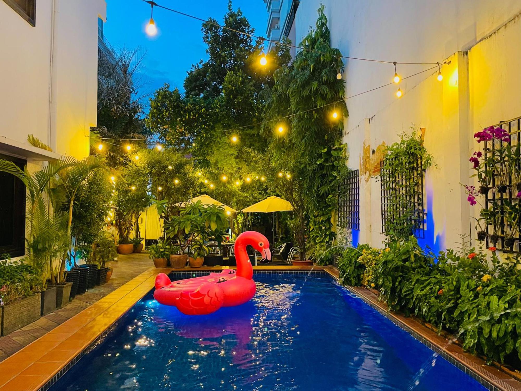 Hotel Birdcage Boutique Phnom Penh Exterior foto